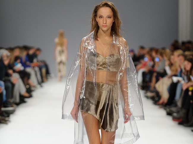 Назад в 90-е: модные тренды сезона весна/лето-2017 от украинских дизайнеров. Часть вторая